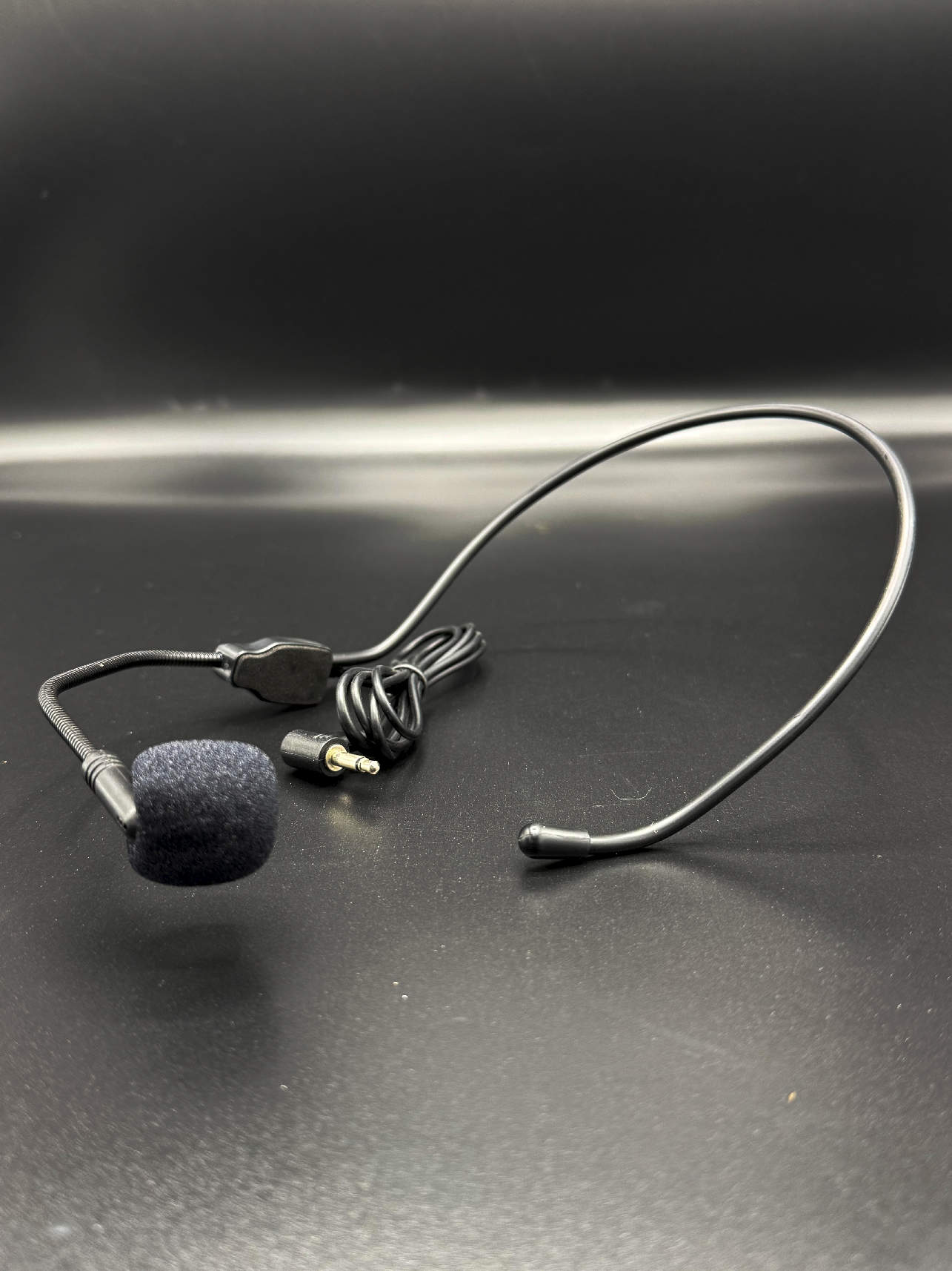 Voice Amplifier with Headset Microphone